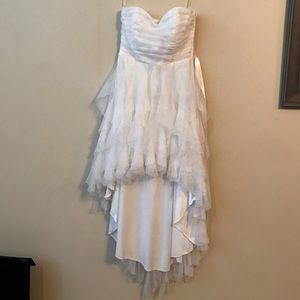 🌸Jrs White High-Low Feathered Formal/Prom Dress🌸